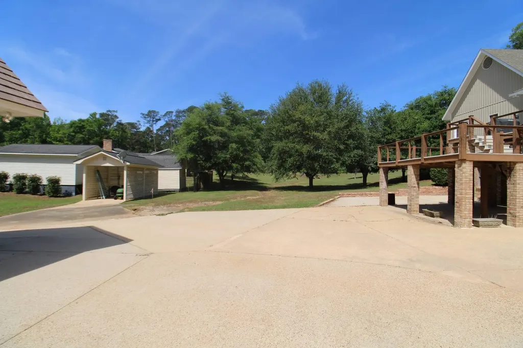 115 5th Avenue Grove Hill AL 36451