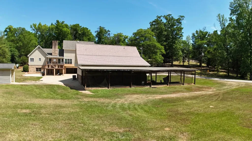 115 5th Avenue Grove Hill AL 36451
