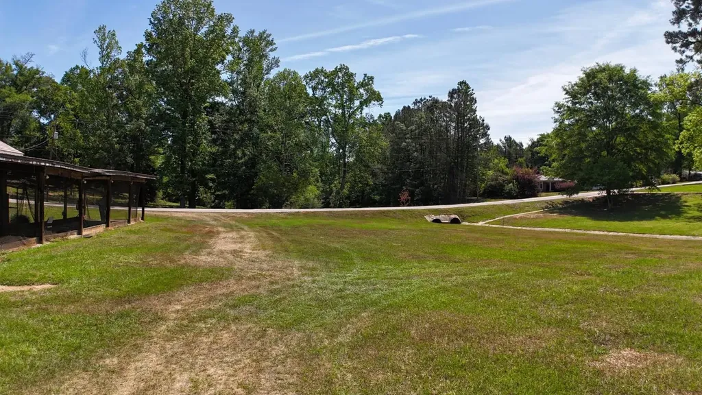 115 5th Avenue Grove Hill AL 36451