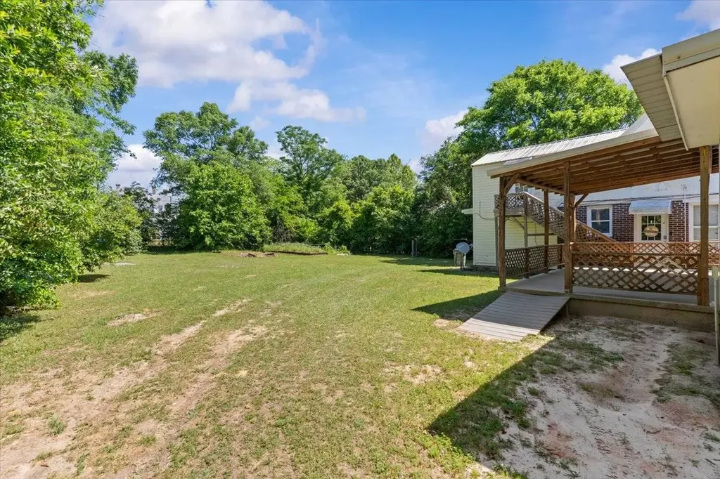 445 E Eufaula Ozark AL 36360