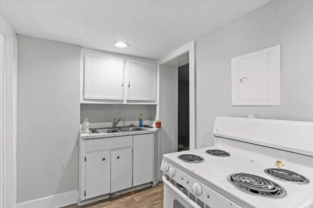 445 E Eufaula Ozark AL 36360