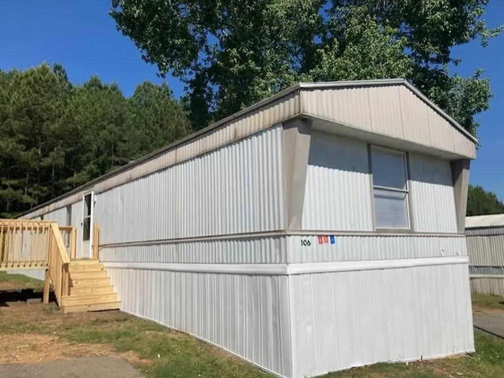 1720 Hurricane Road Cottondale AL 35453