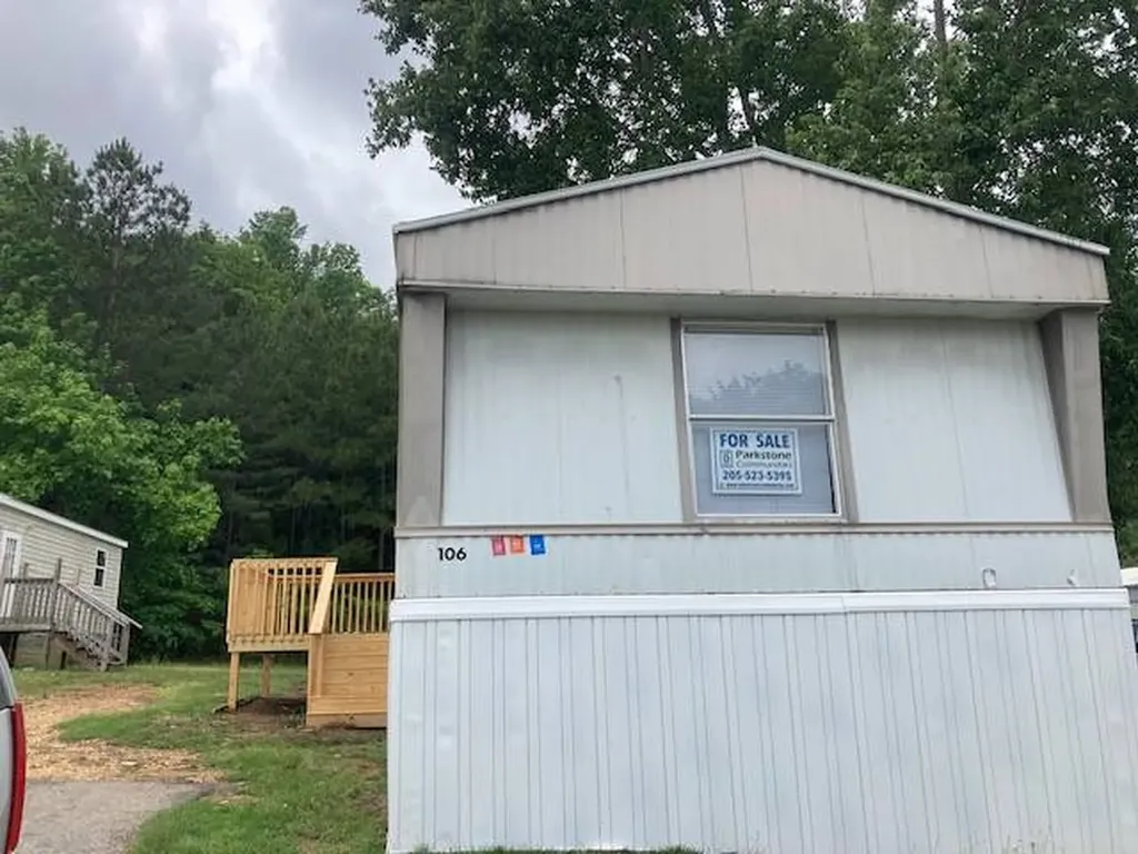 1720 Hurricane Road Cottondale AL 35453