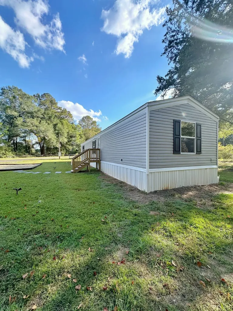 74 Dilly Branch Road Daleville AL 36322