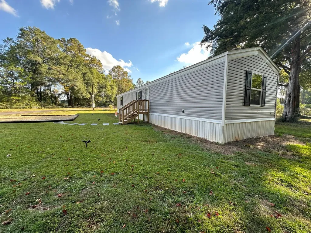 74 Dilly Branch Road Daleville AL 36322