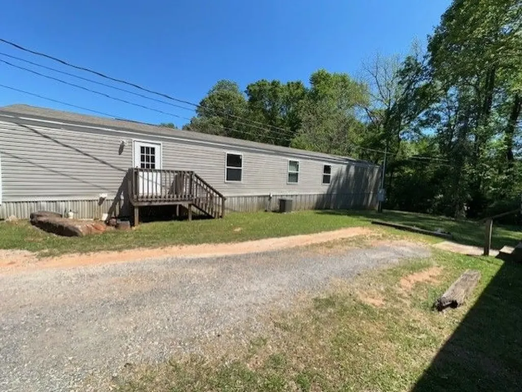 1117 Martin Luther King Street Camp Hill AL 36850