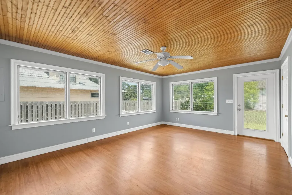 208 N. Ingleside Street Fairhope AL 36532