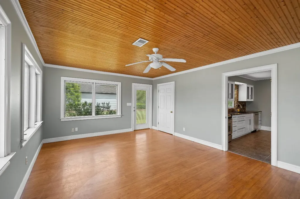 208 N. Ingleside Street Fairhope AL 36532