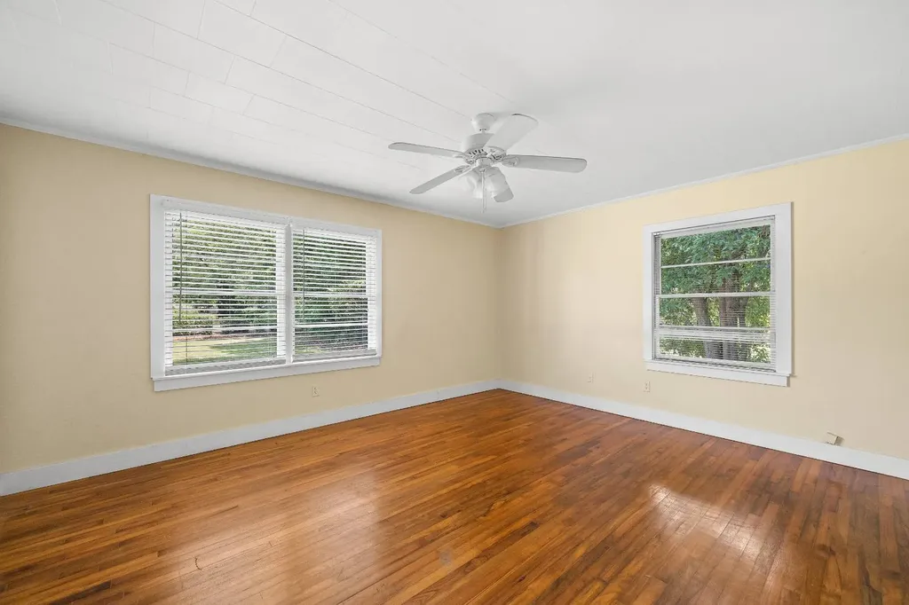 208 N. Ingleside Street Fairhope AL 36532