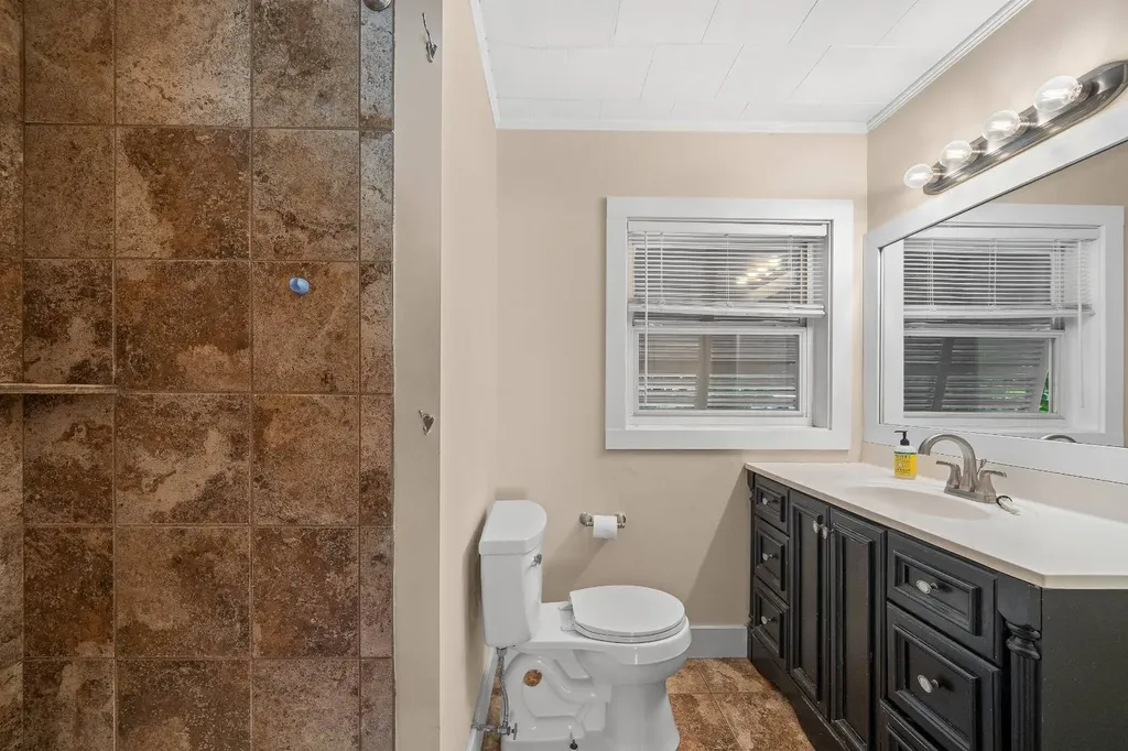 208 N. Ingleside Street Fairhope AL 36532