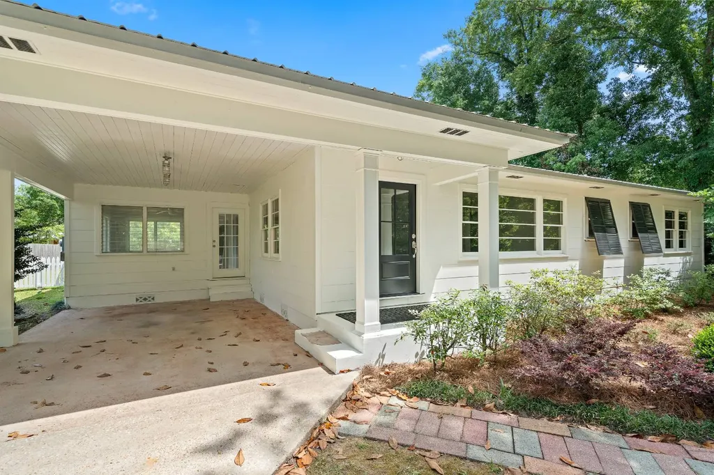 208 N. Ingleside Street Fairhope AL 36532