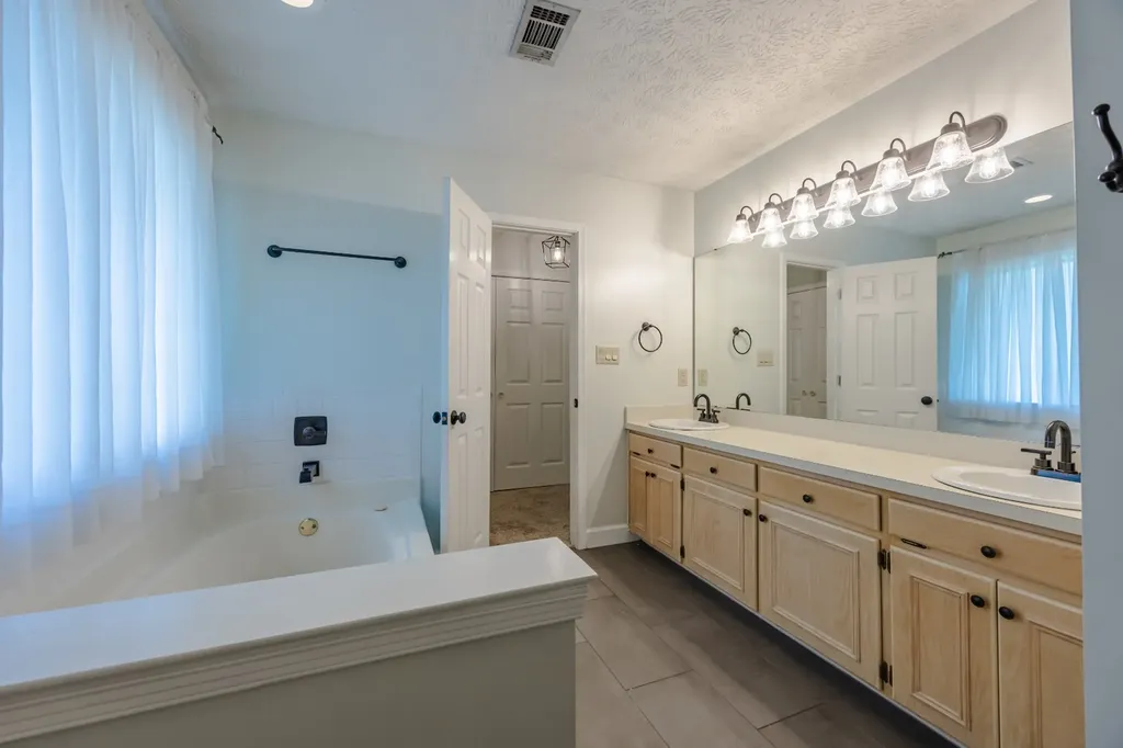 683 Yosemite Parkway Prattville AL 36067