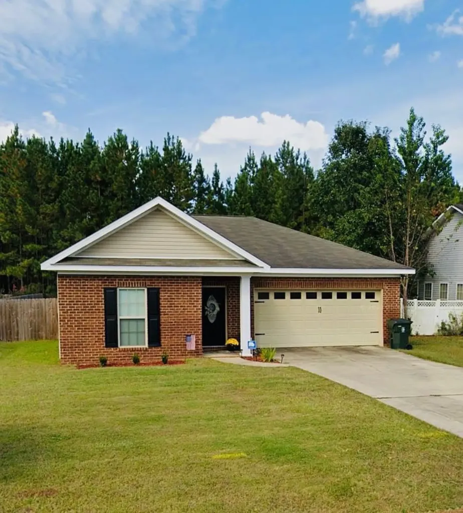 300 Melrose Lane Dothan AL 36303