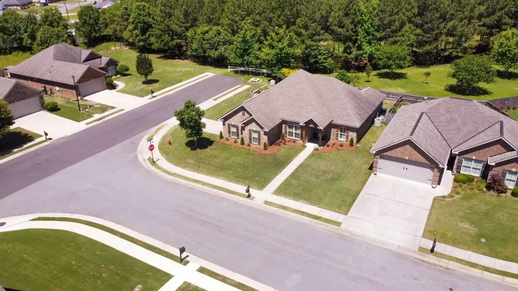 3600 Wagon Way Northport AL 35473