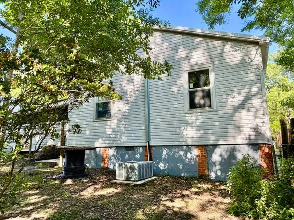 505 7th Street Opp AL 36467