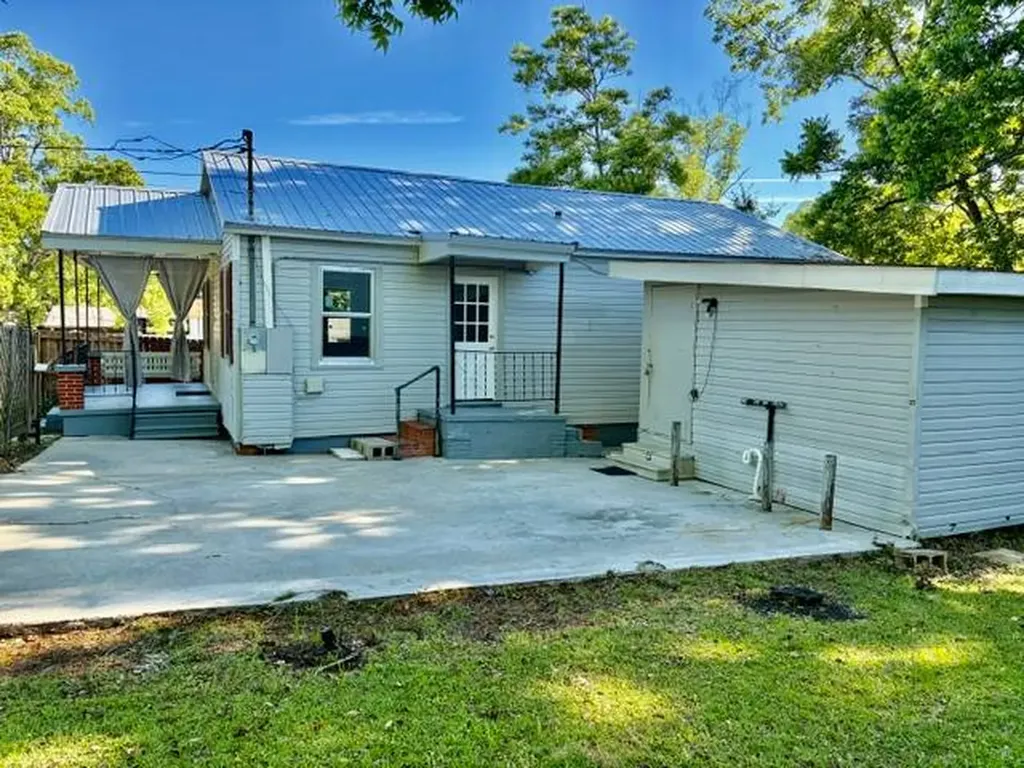 505 7th Street Opp AL 36467