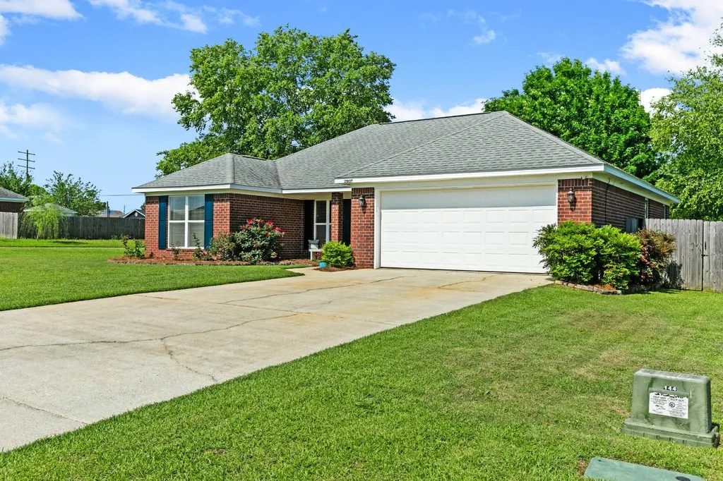 21637 Shadowbrook Street Robertsdale AL 36567