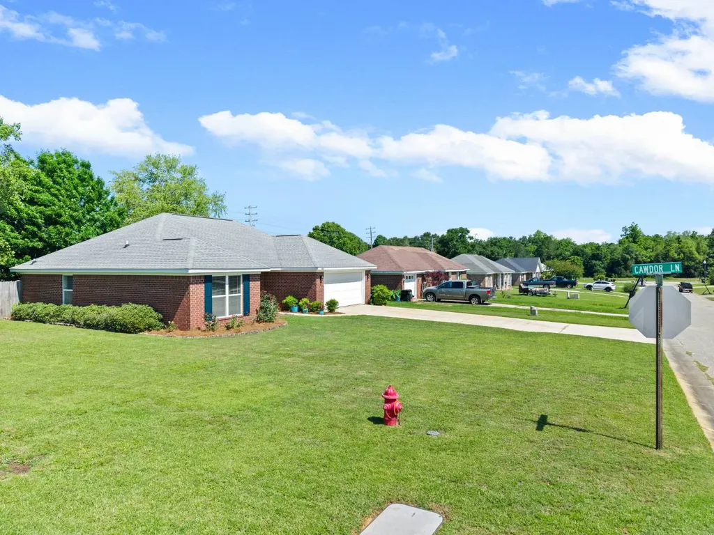 21637 Shadowbrook Street Robertsdale AL 36567