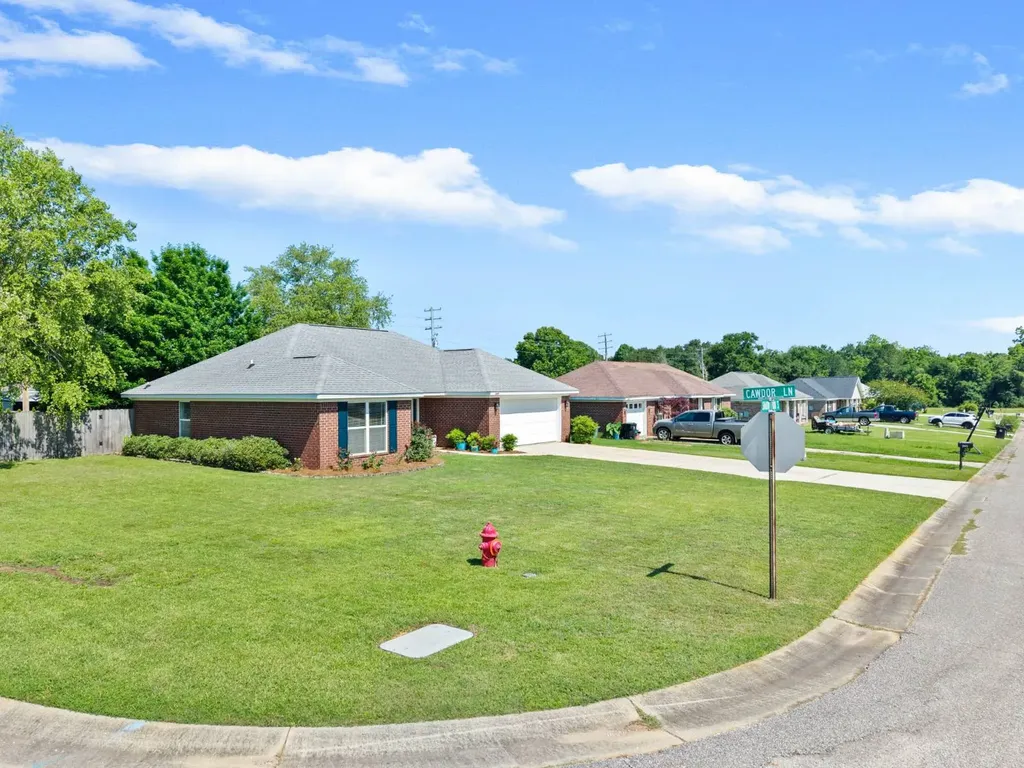 21637 Shadowbrook Street Robertsdale AL 36567
