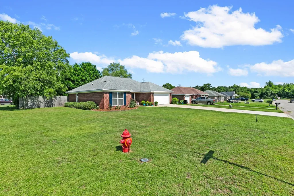 21637 Shadowbrook Street Robertsdale AL 36567