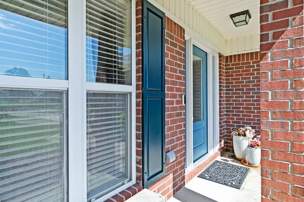 21637 Shadowbrook Street Robertsdale AL 36567