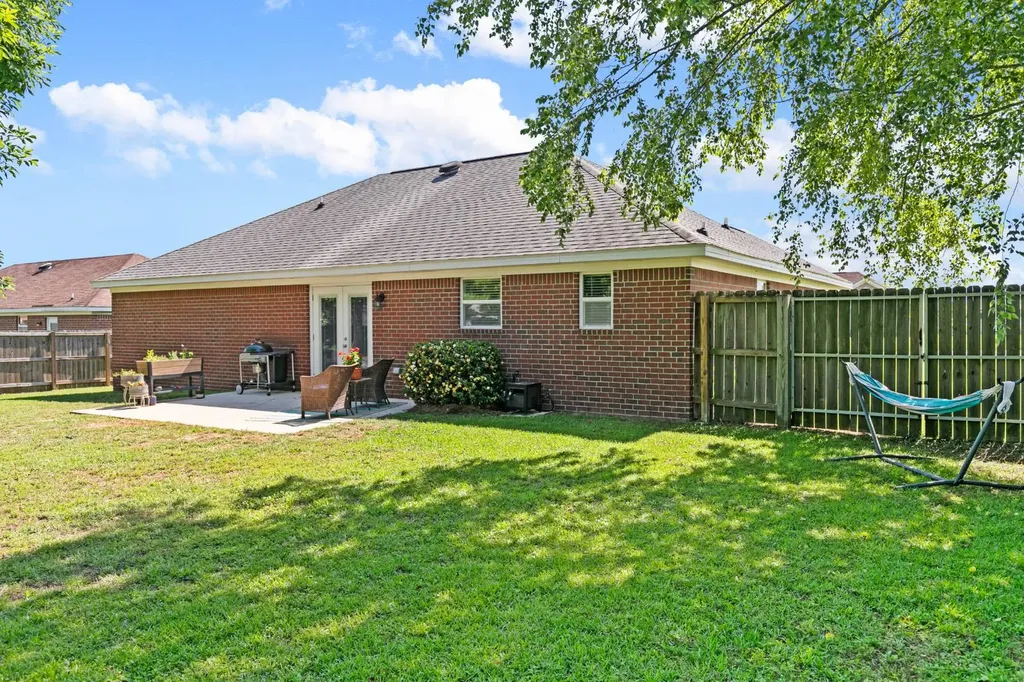 21637 Shadowbrook Street Robertsdale AL 36567