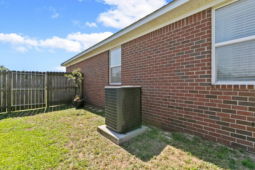 21637 Shadowbrook Street Robertsdale AL 36567