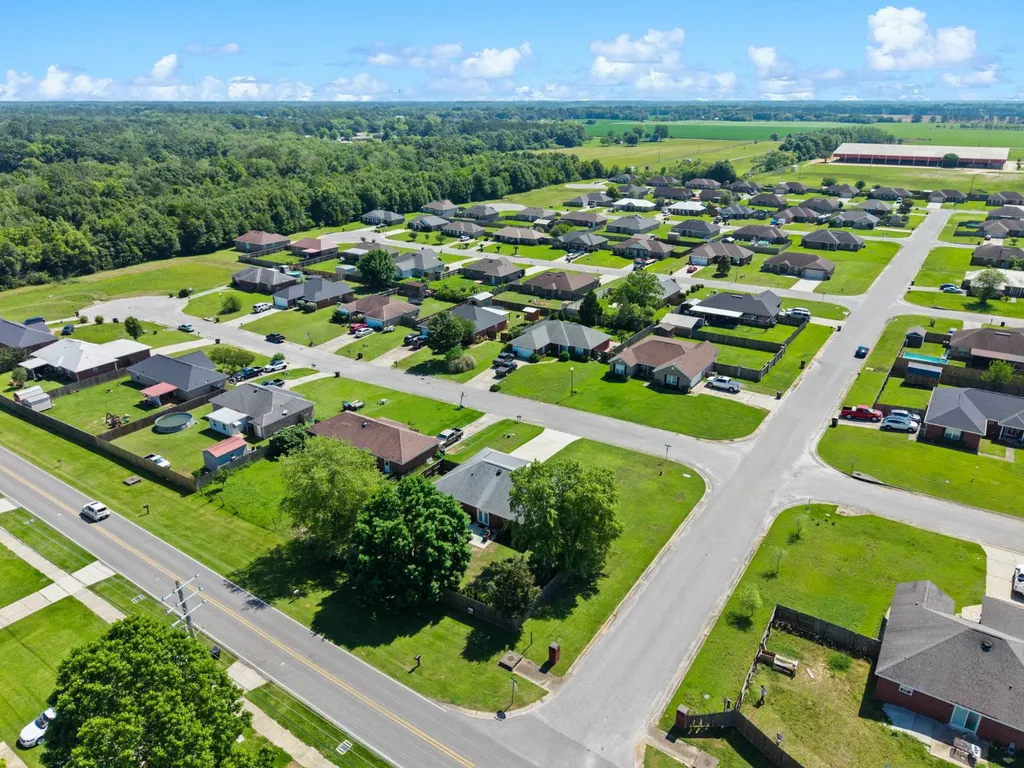 21637 Shadowbrook Street Robertsdale AL 36567