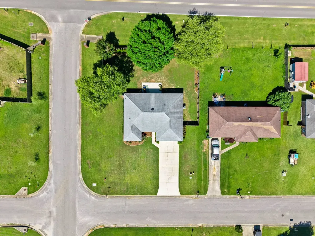 21637 Shadowbrook Street Robertsdale AL 36567