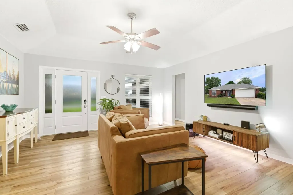 21637 Shadowbrook Street Robertsdale AL 36567