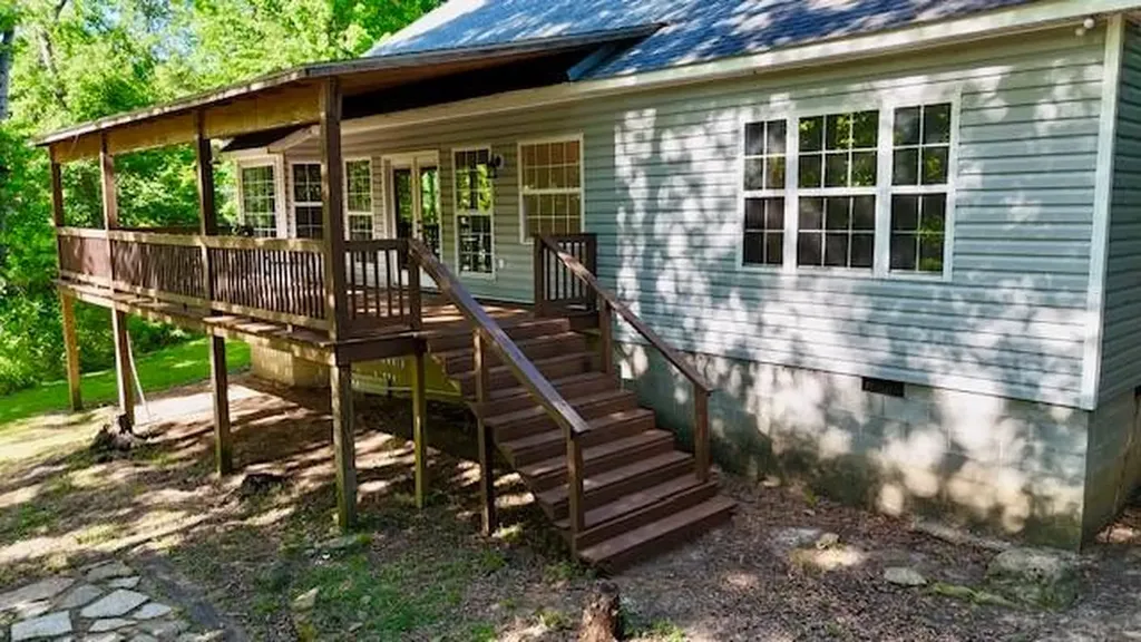898 Lakeshore Drive Camden AL 36726
