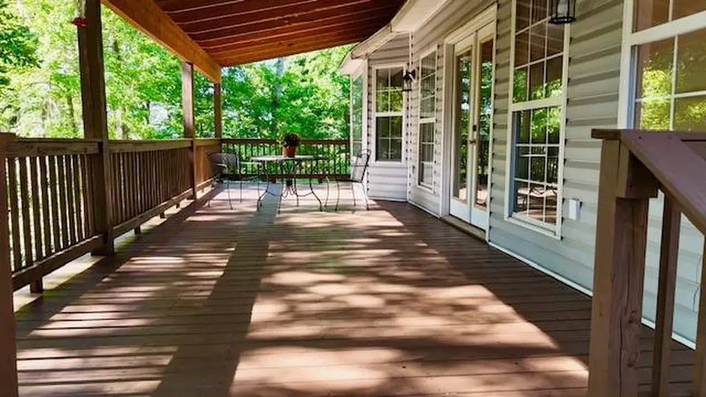 898 Lakeshore Drive Camden AL 36726