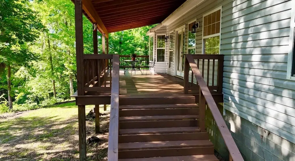 898 Lakeshore Drive Camden AL 36726