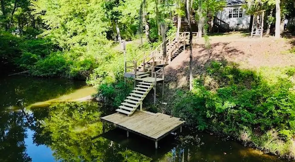 898 Lakeshore Drive Camden AL 36726