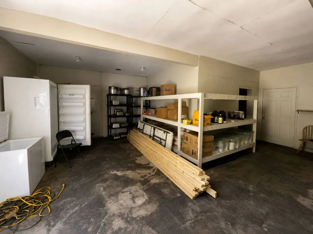 1717 State Highway 17 Hamilton AL 35570