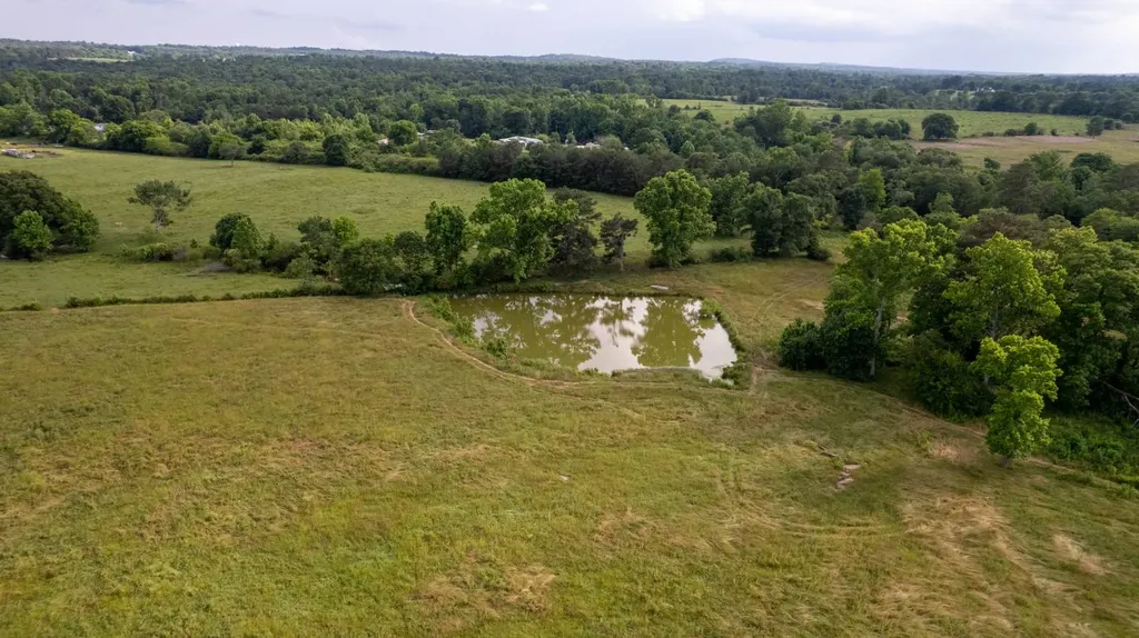 250 Estes Road Boaz AL 35957