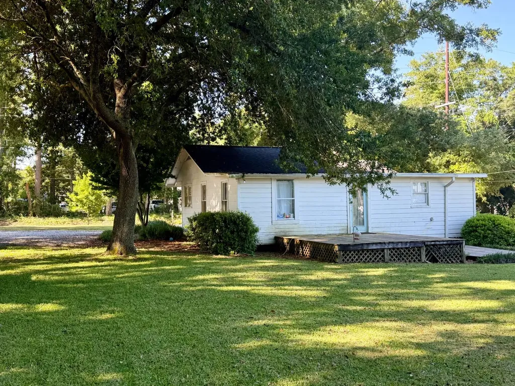 717 Morphy Avenue Fairhope AL 36532