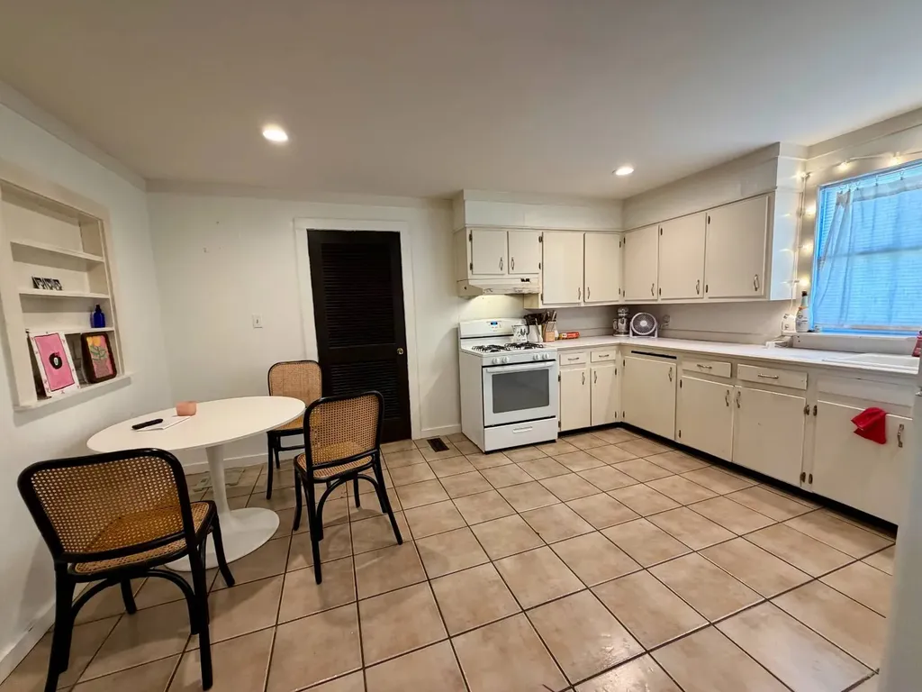 717 Morphy Avenue Fairhope AL 36532