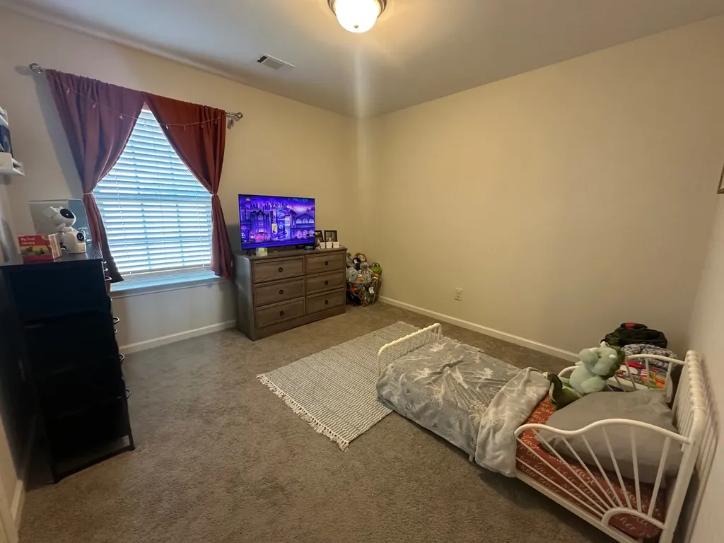 1844 Landing Place Deatsville AL 36022