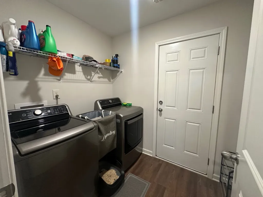 1844 Landing Place Deatsville AL 36022