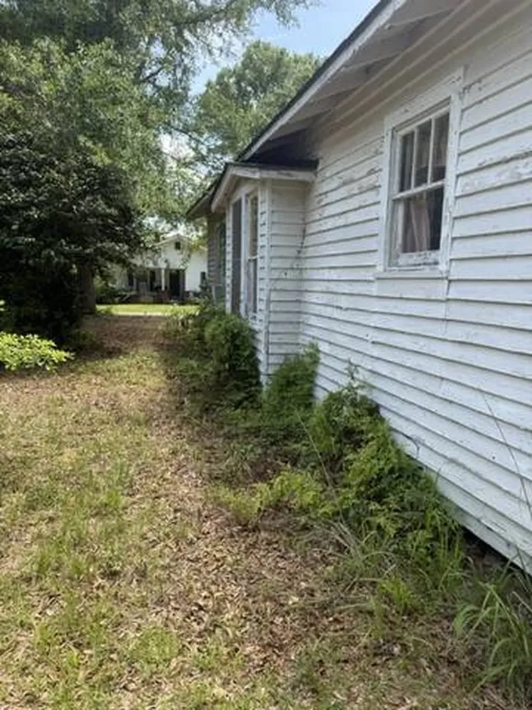98 Desoto Drive Whatley AL 36482