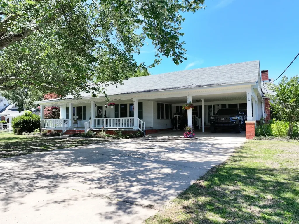 501 Portis Avenue Jackson AL 36545