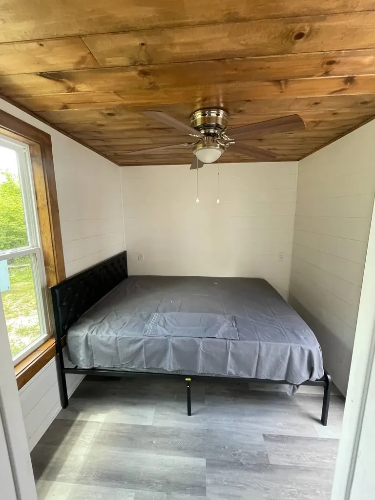 202 Lonesome Bend Road Glencoe AL 35905