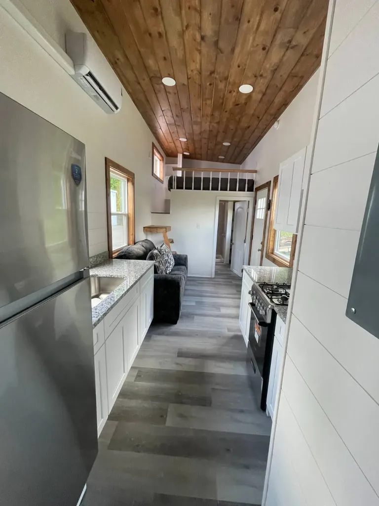202 Lonesome Bend Road Glencoe AL 35905