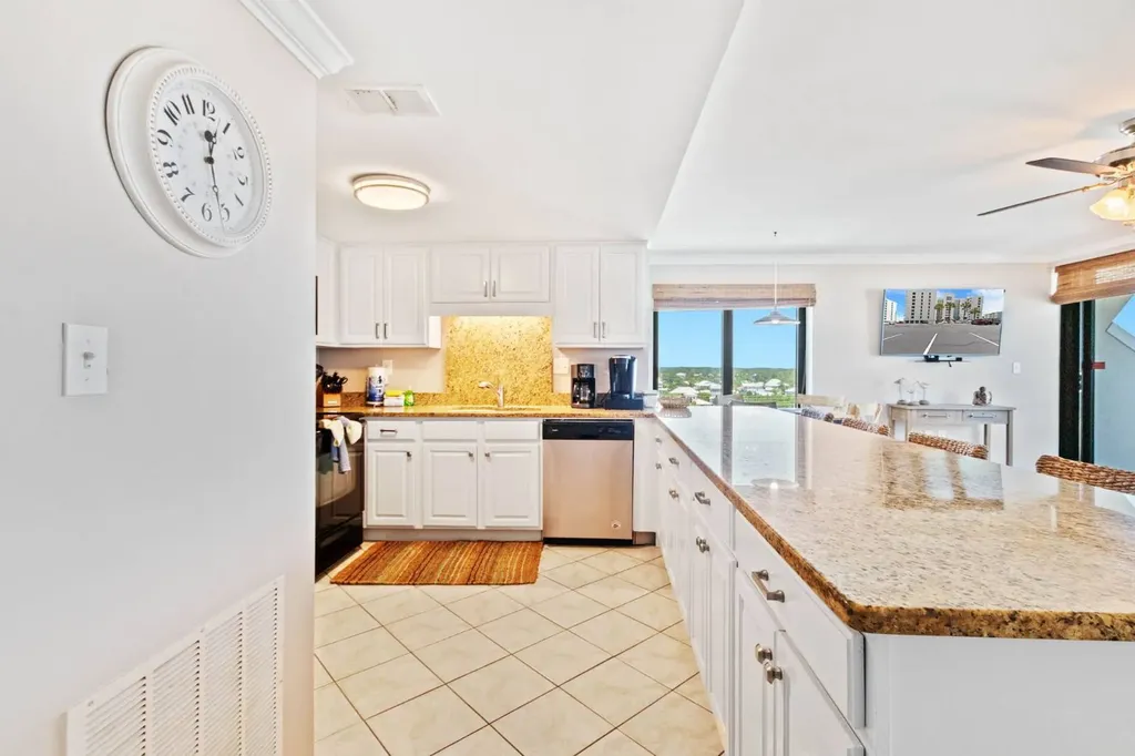 407 W Beach Boulevard Gulf Shores AL 36542