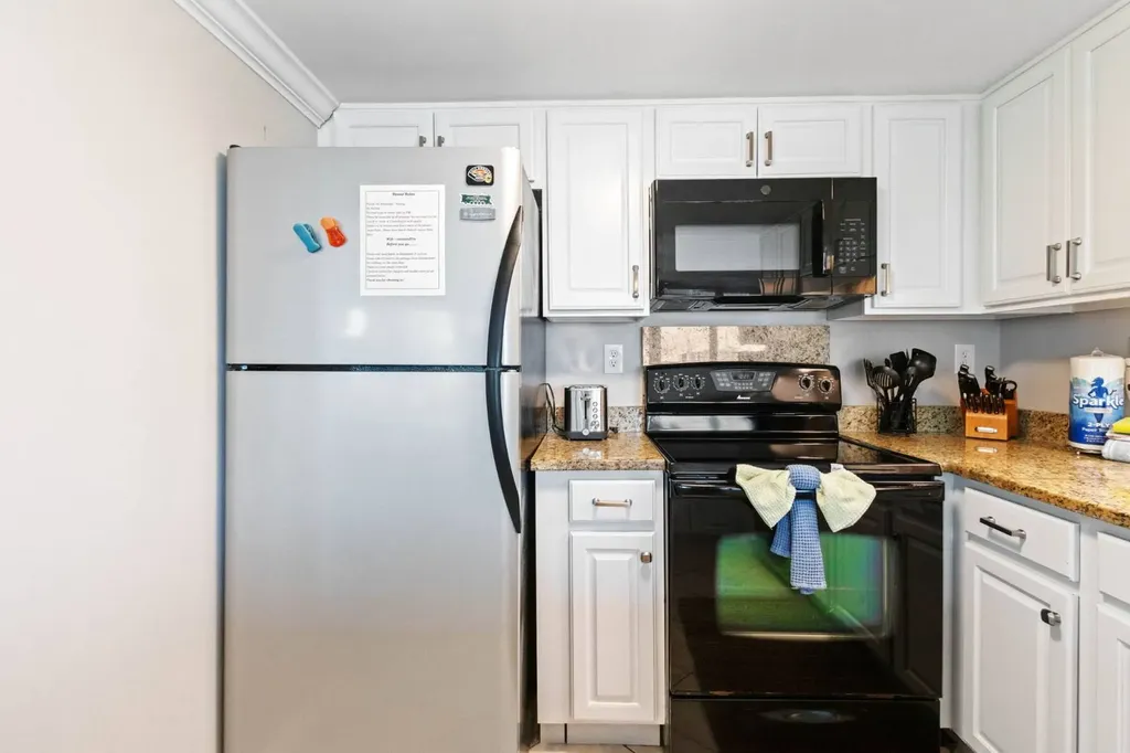 407 W Beach Boulevard Gulf Shores AL 36542