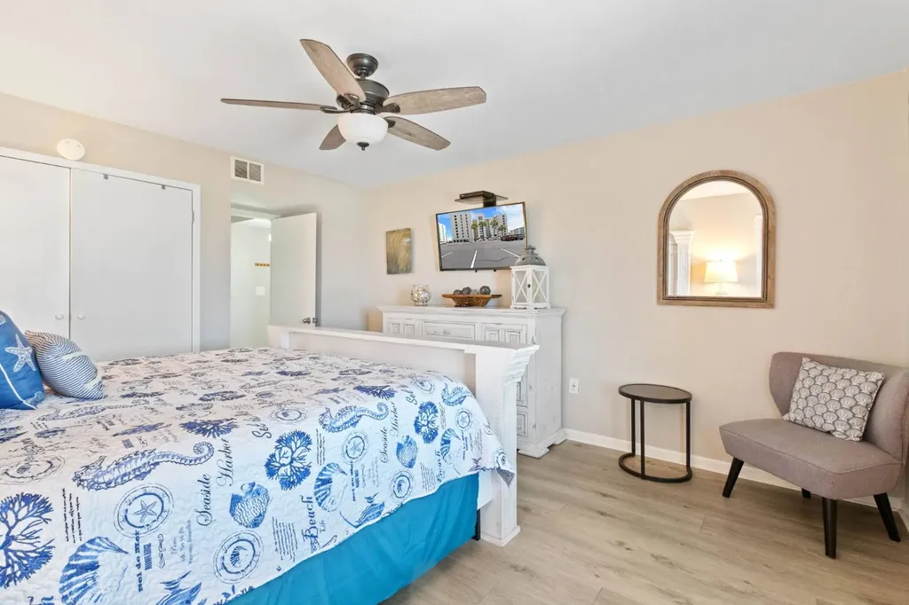 407 W Beach Boulevard Gulf Shores AL 36542