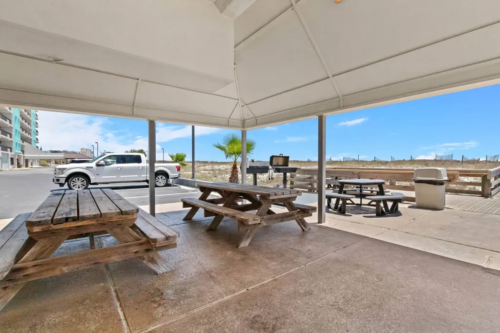407 W Beach Boulevard Gulf Shores AL 36542