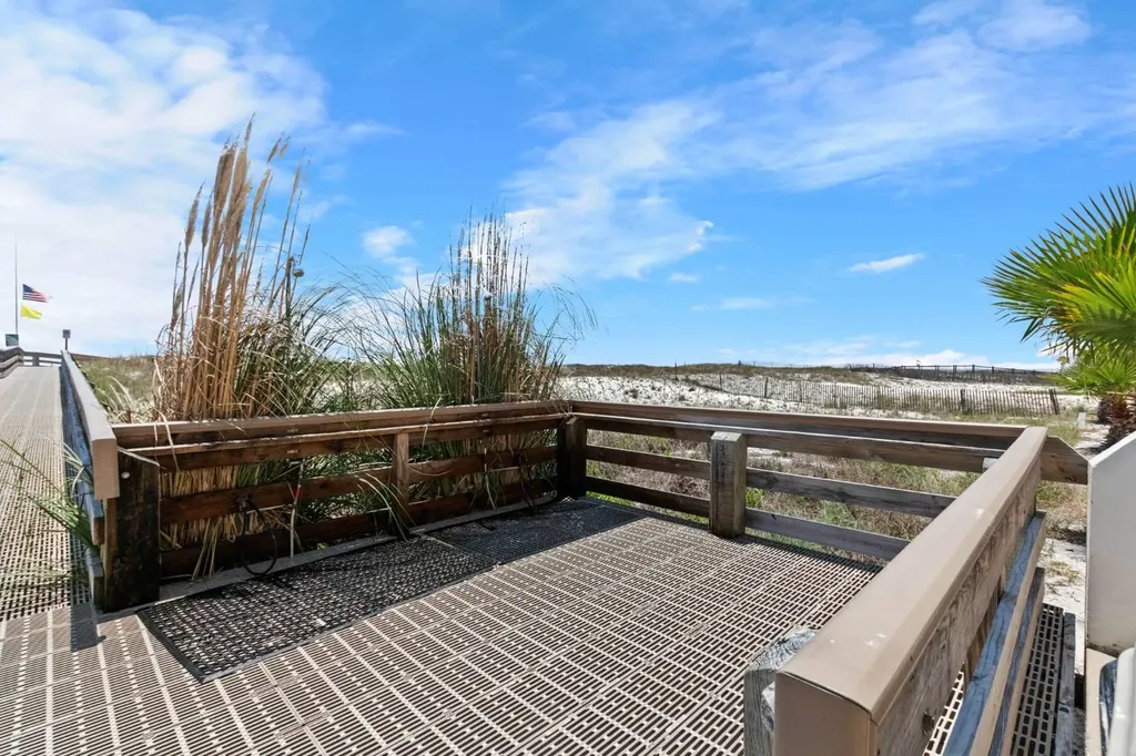 407 W Beach Boulevard Gulf Shores AL 36542
