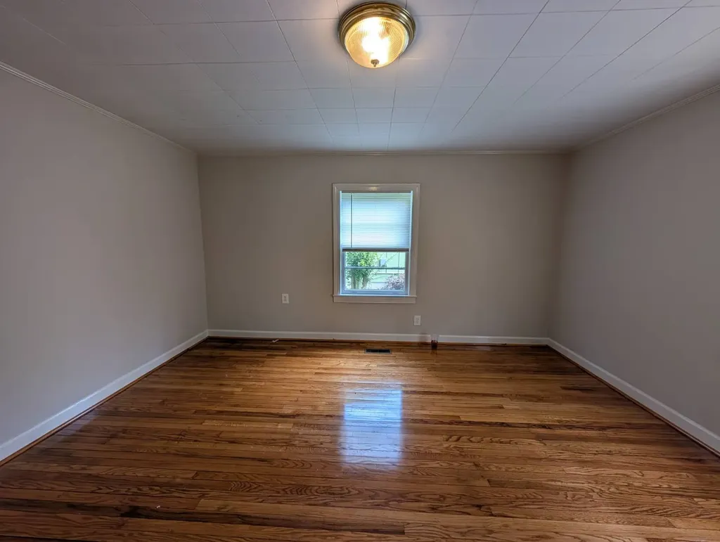 911 S 6th Street Gadsden AL 35901